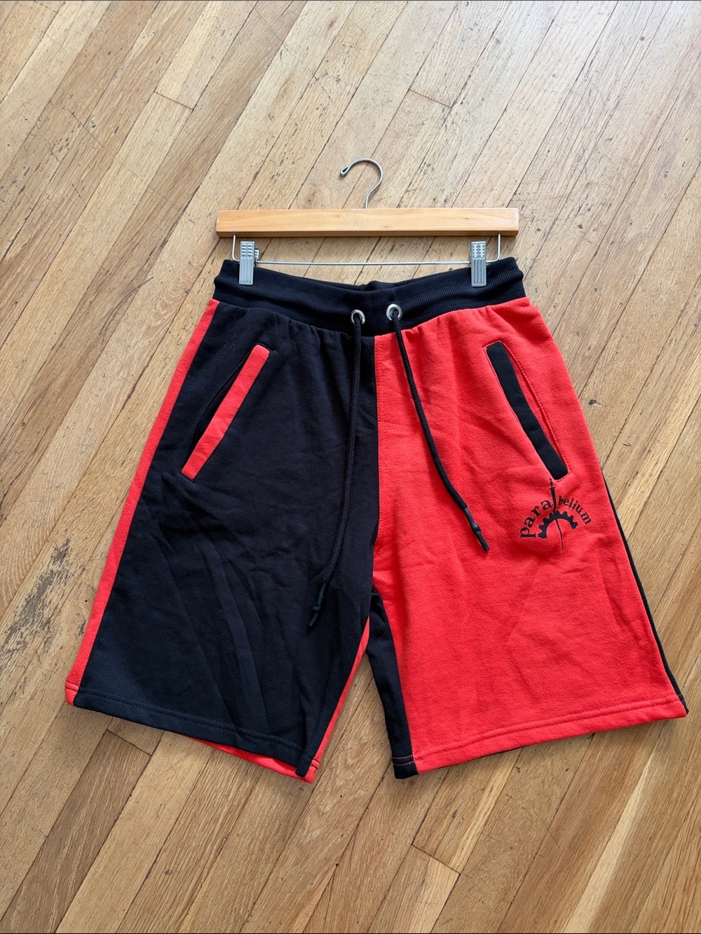 Red & Black Men’s Colorblock Sweat Shorts